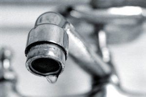 What Causes a Faucet to Leak?